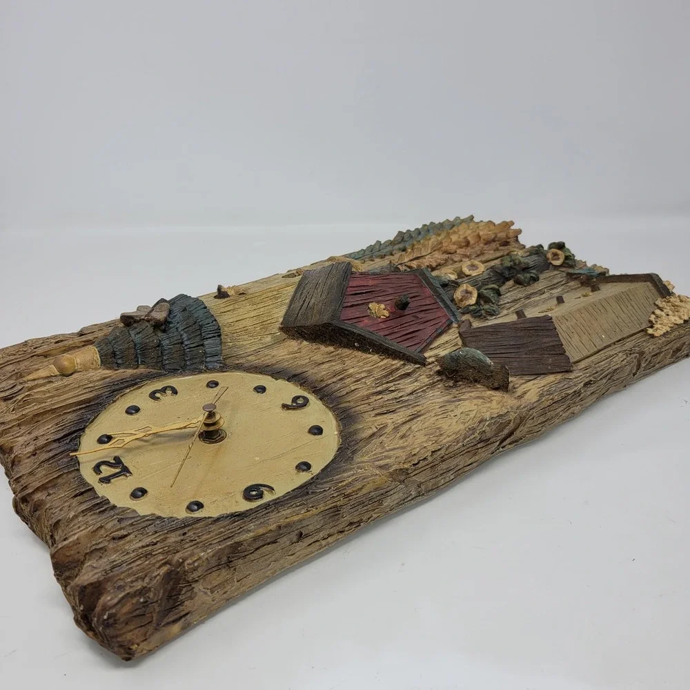 Rustic Birdhouse 3D Relief Wall Clock Faux Wood Resin‎ Cabin Nature Decor